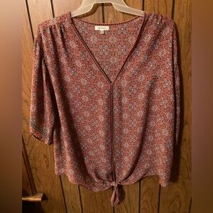 Women's Red Patterned V-Neck Top 3X
